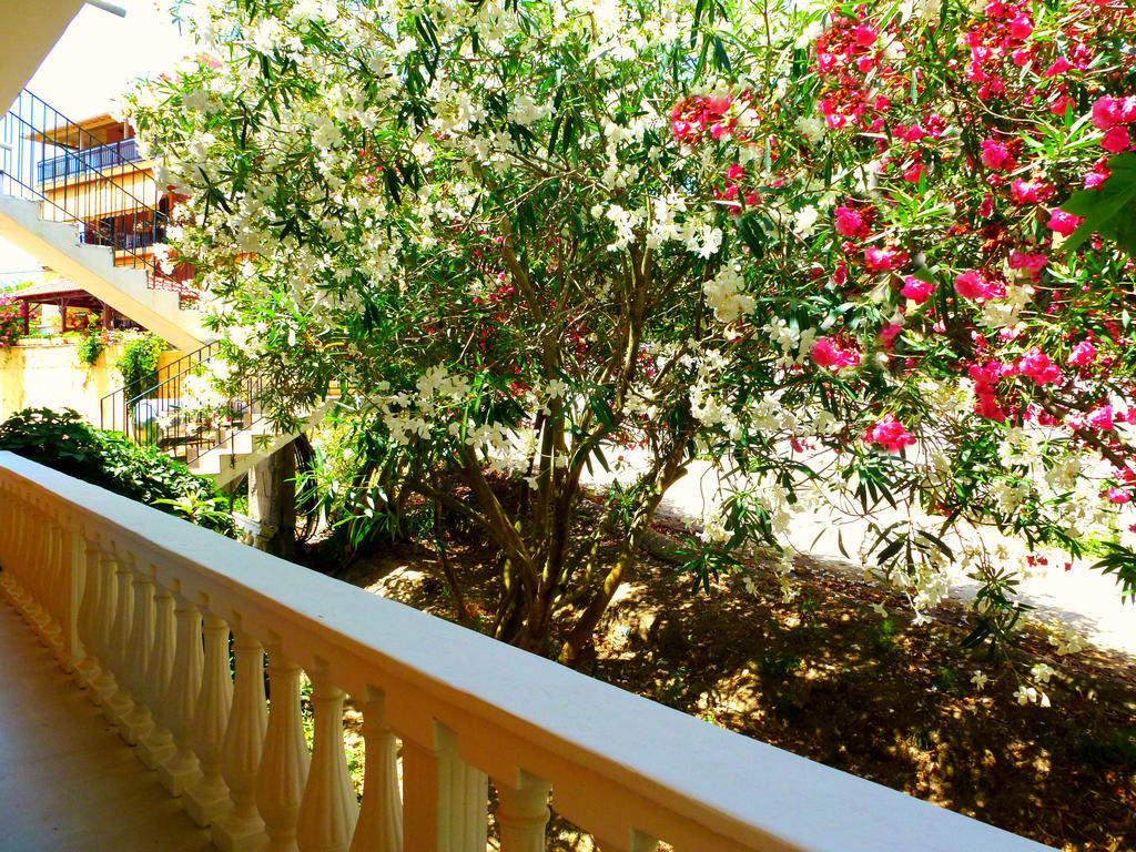 Villa Vania Vitaládes Esterno foto