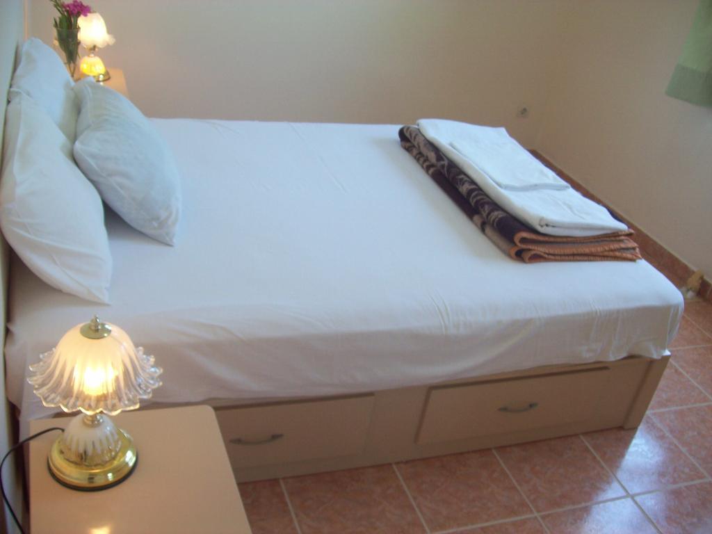 Villa Vania Vitaládes Esterno foto